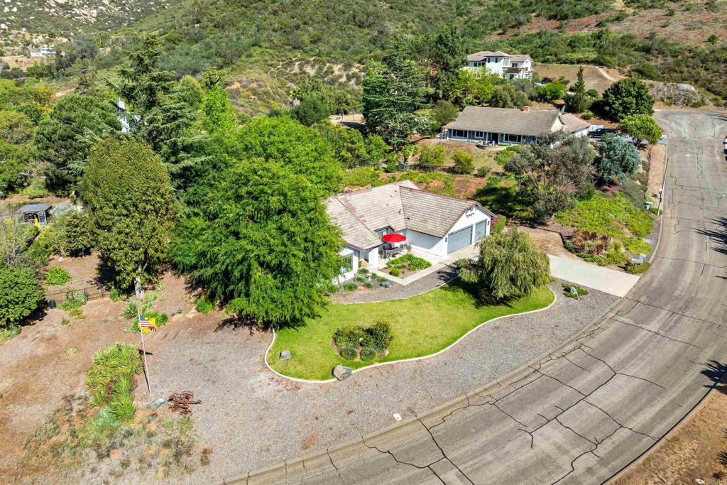 1717 Birchwood Property Photo 49