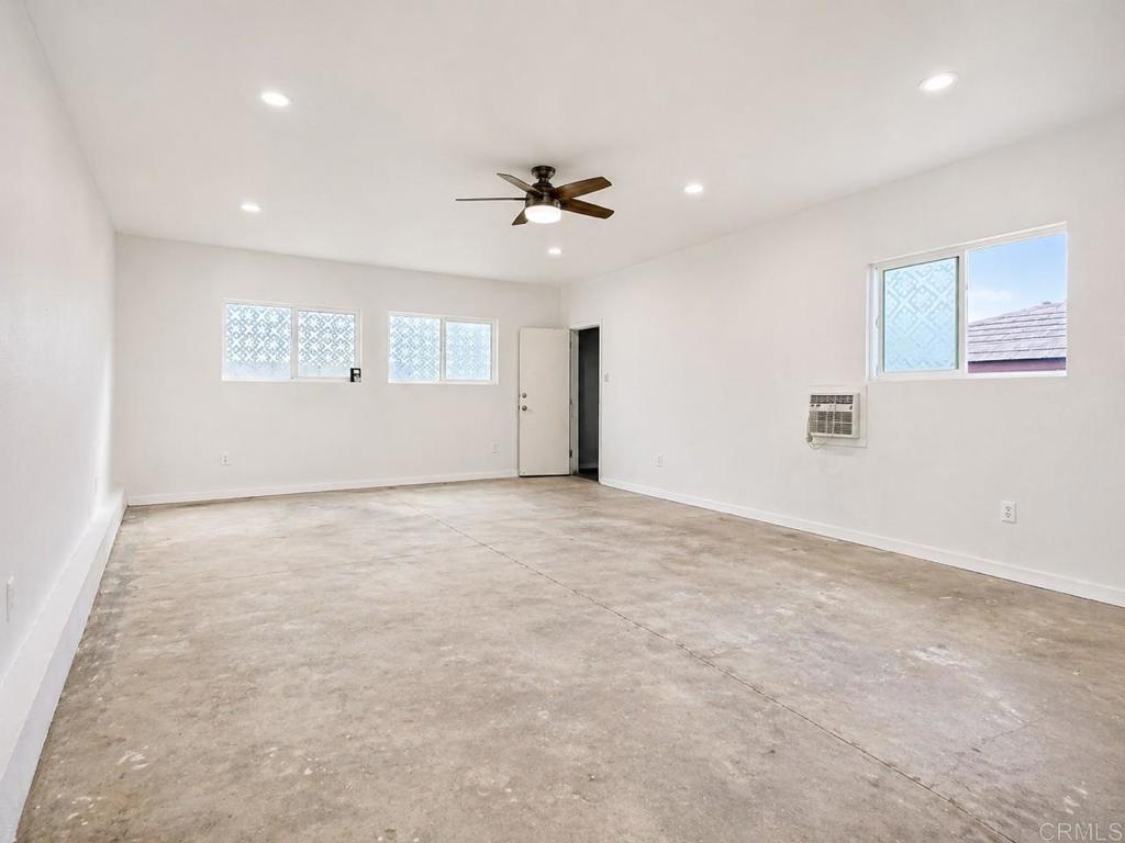 208 E Mission Road F Property Photo 2