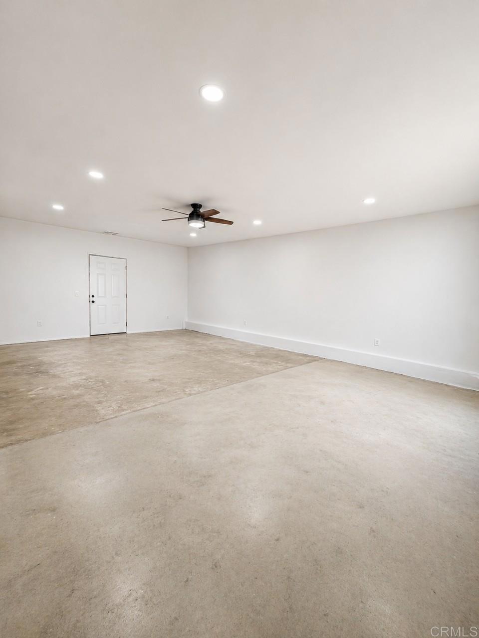 208 E Mission Road F Property Photo 3