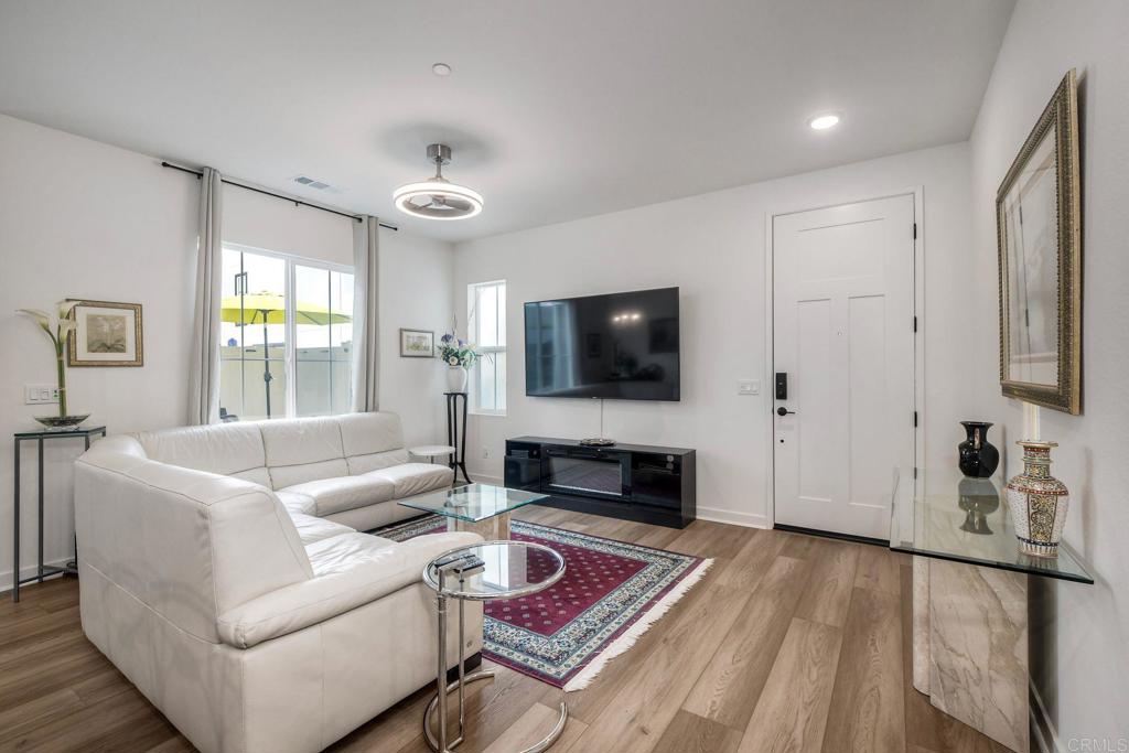 35265 Blossom Place Property Photo 5