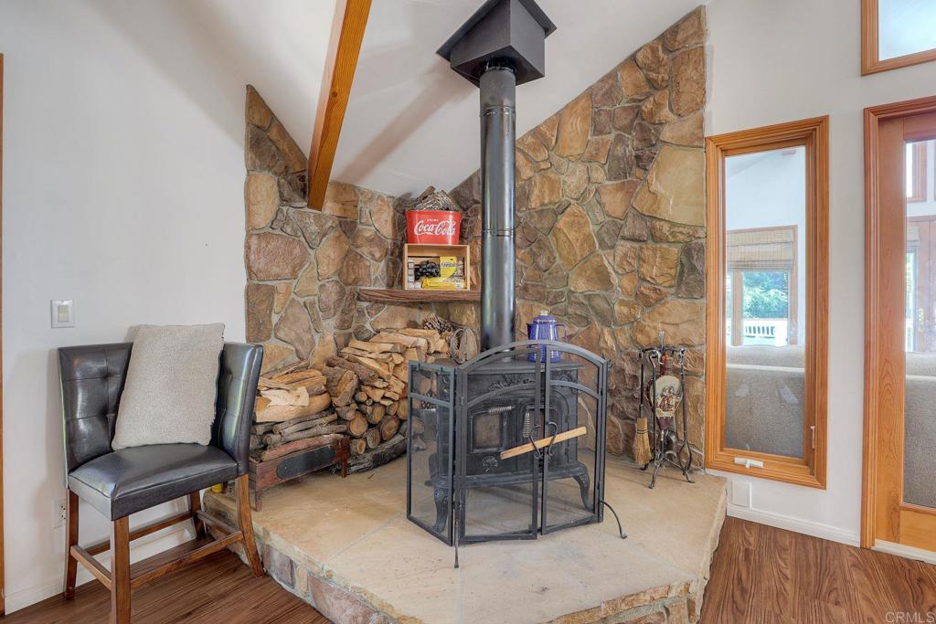 22223 Crestline Road Property Photo 32
