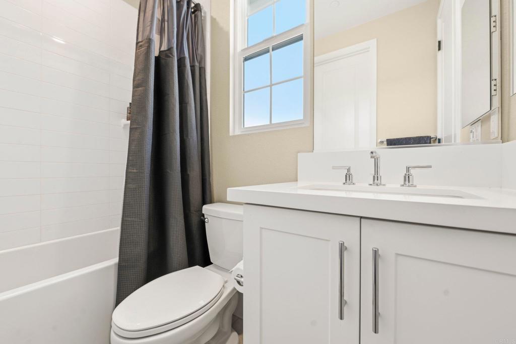 8490 Silent Tide Court Property Photo 24