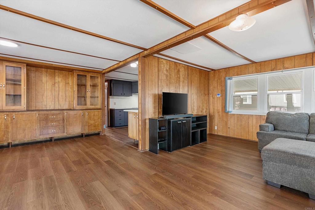 1515 Capalina Road 7 Property Photo 4