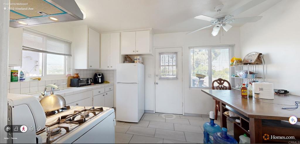 7410 Vineland Avenue Property Photo 35