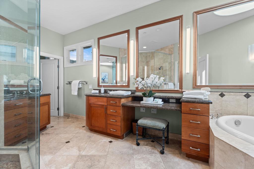 1477 Neptune Avenue Property Photo 24