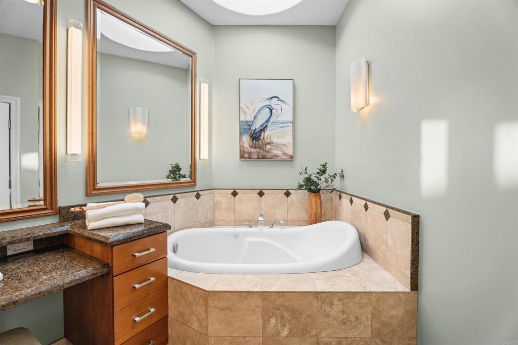 1477 Neptune Avenue Property Photo 26