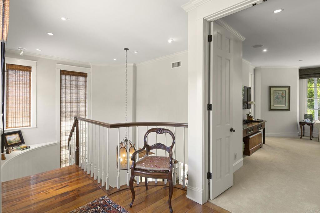 9784 Claiborne Square Property Photo 19