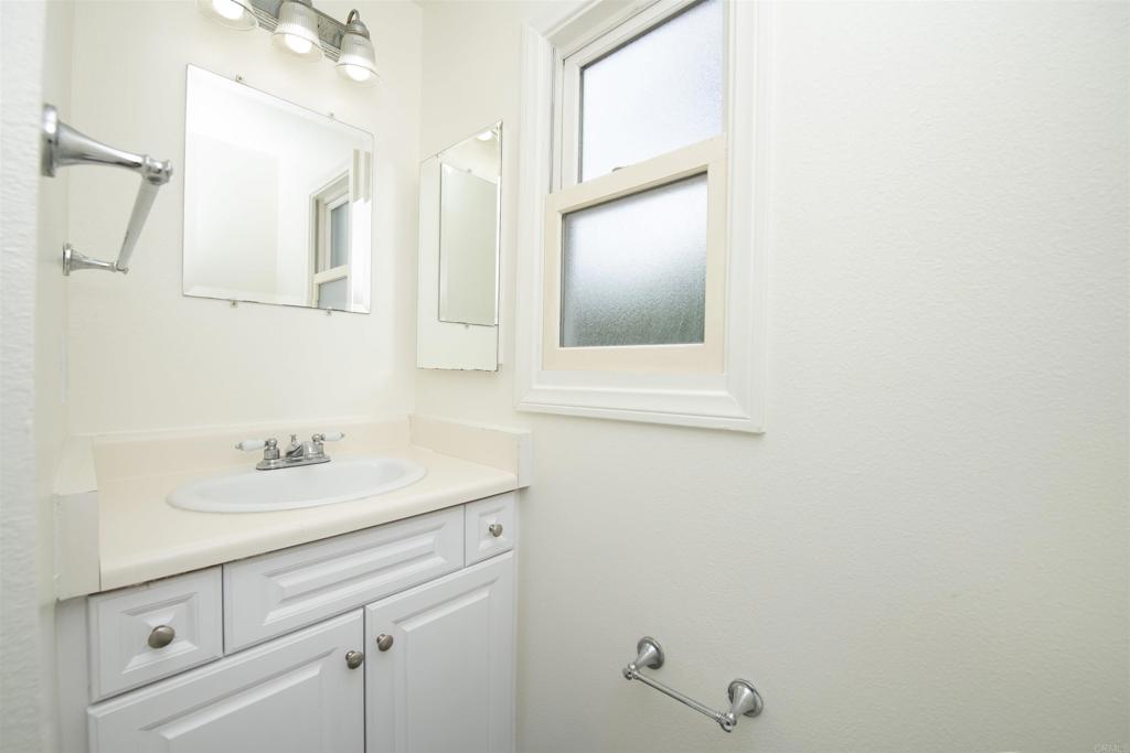 405 N Juniper Street Property Photo 13