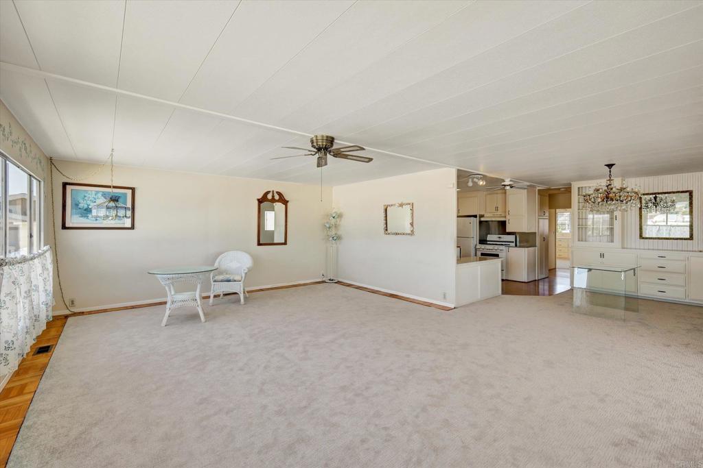 287 Robin Lane Property Photo 8