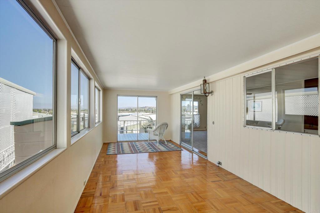 287 Robin Lane Property Photo 13