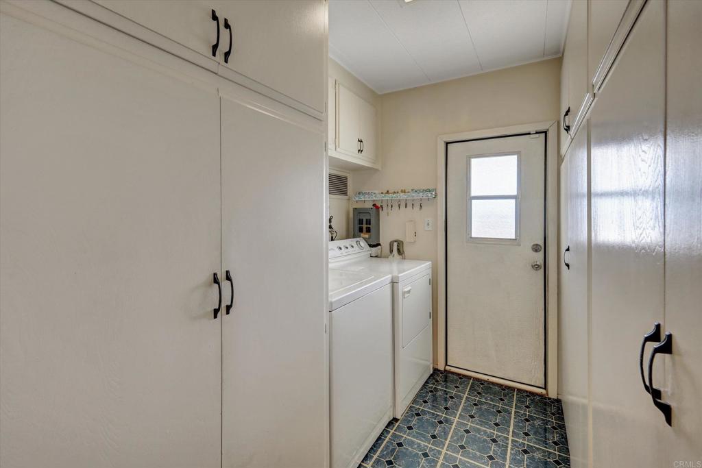 287 Robin Lane Property Photo 21