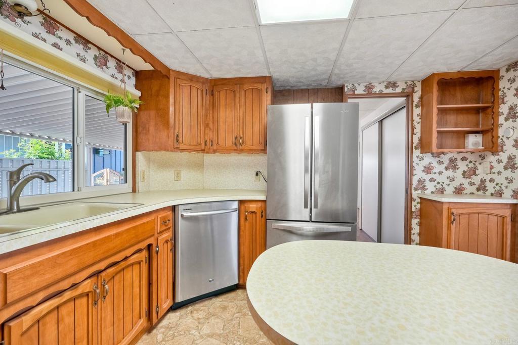 188 Flicker Lane Property Photo 12