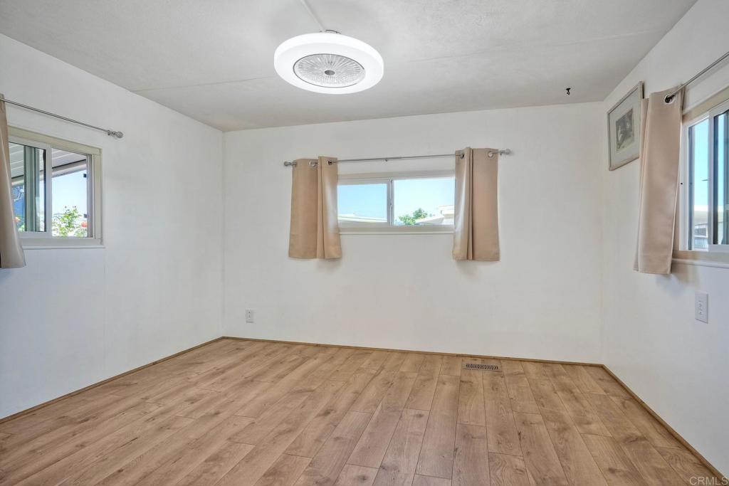 188 Flicker Lane Property Photo 13