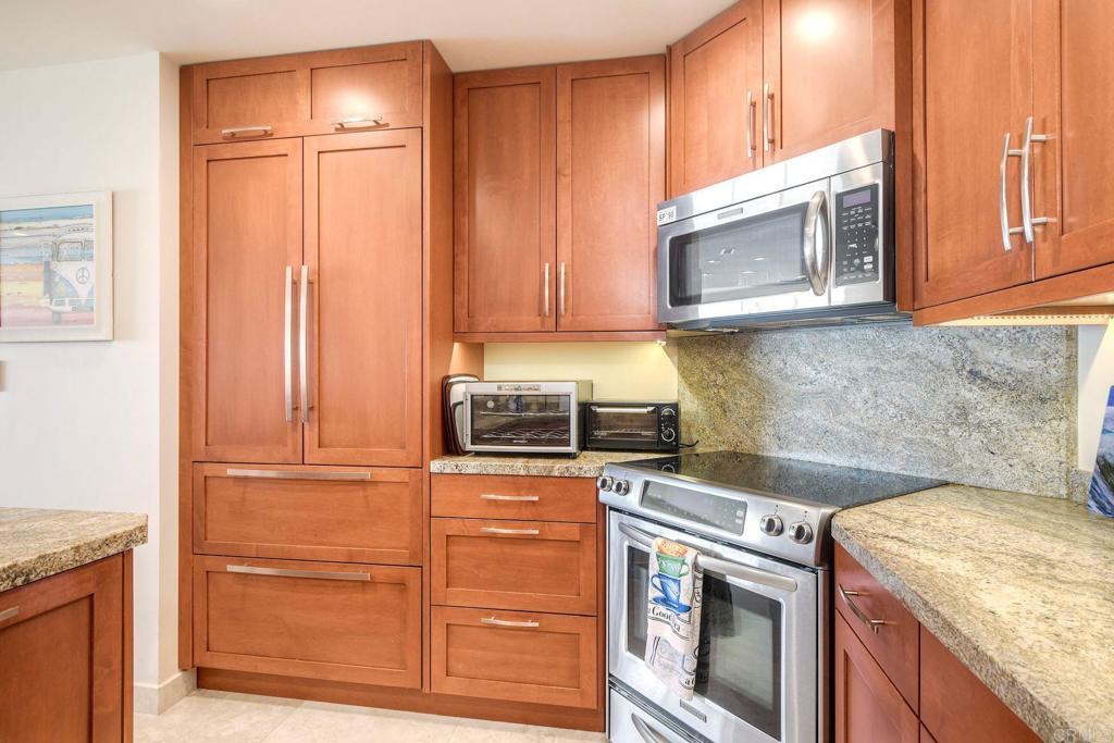 1200 N Harbor Property Photo 11