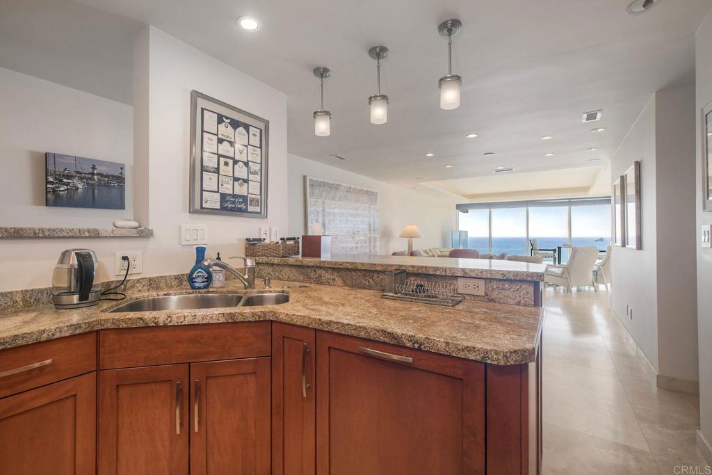 1200 N Harbor Property Photo 12