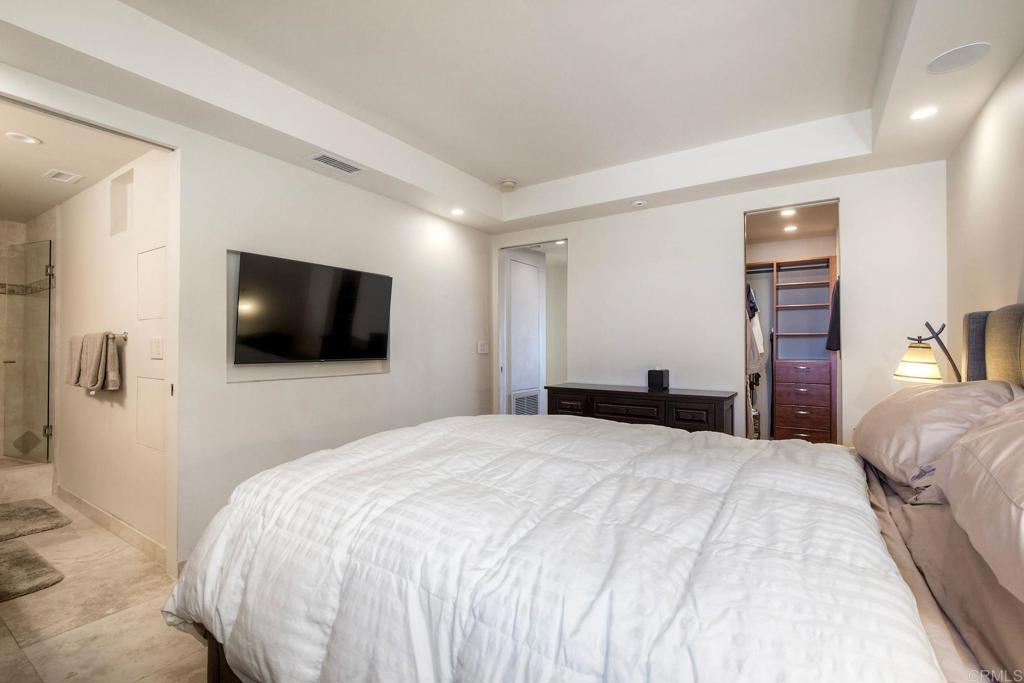 1200 N Harbor Property Photo 32