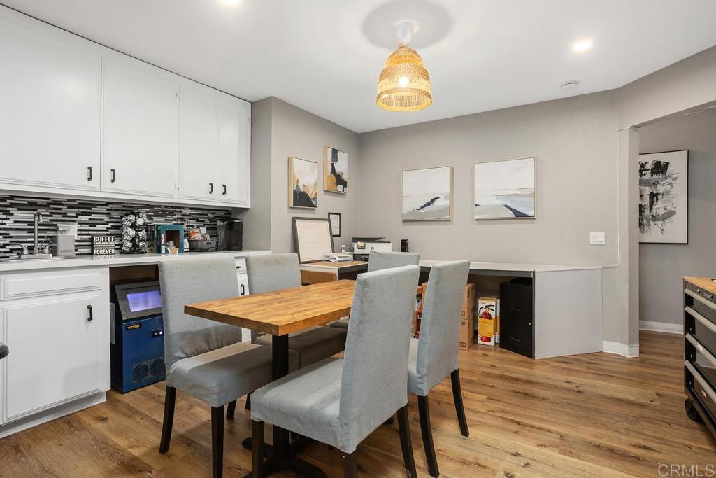 1341 Boyle Avenue, A And B Property Photo 10