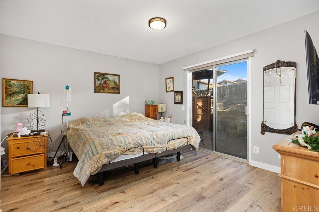 1341 Boyle Avenue, A And B Property Photo 18