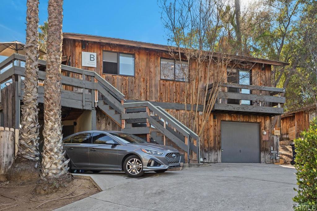 1341 Boyle Avenue, A And B Property Photo 23