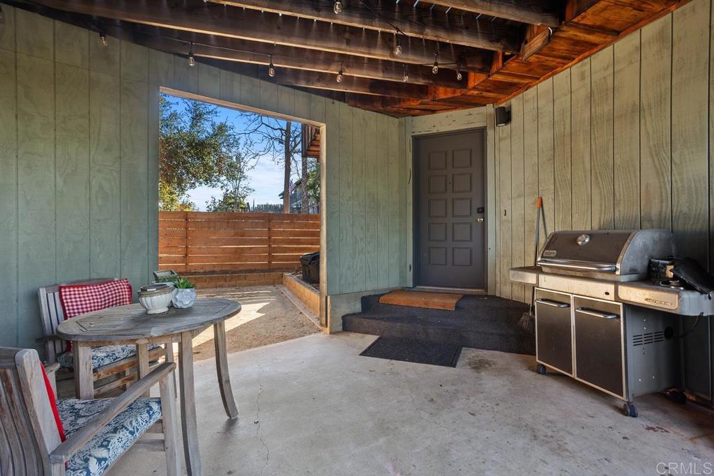 1341 Boyle Avenue, A And B Property Photo 25