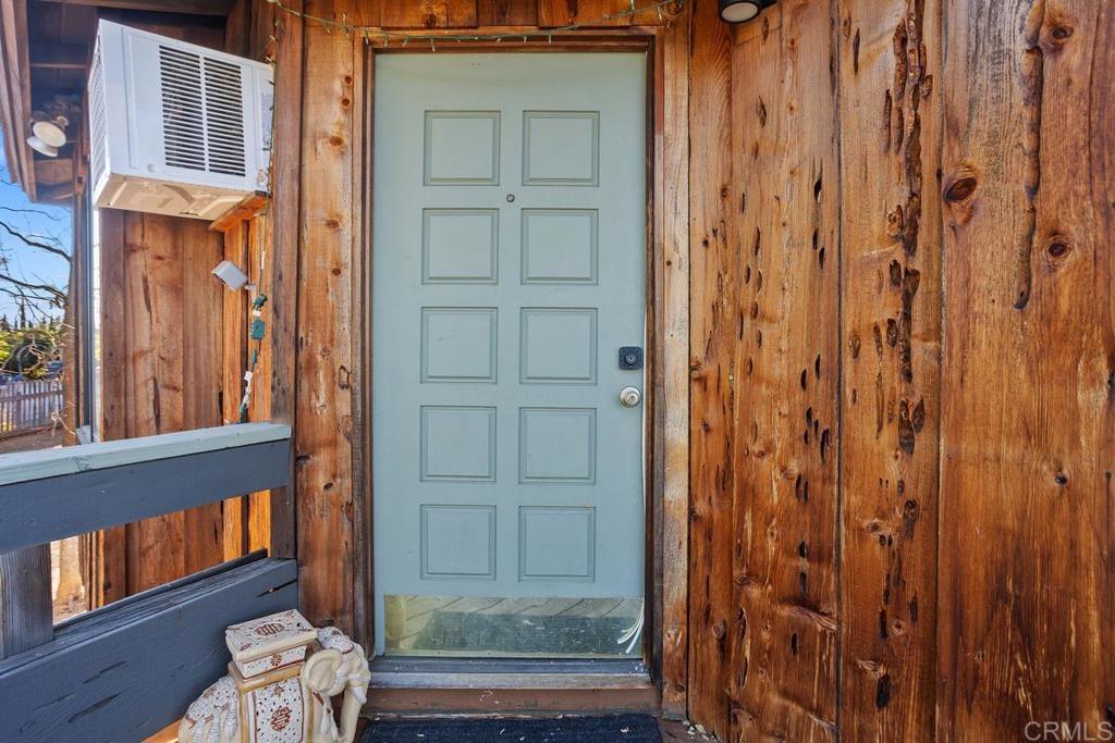1341 Boyle Avenue, A And B Property Photo 27