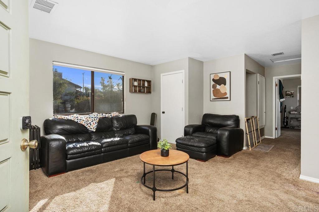 1341 Boyle Avenue, A And B Property Photo 28