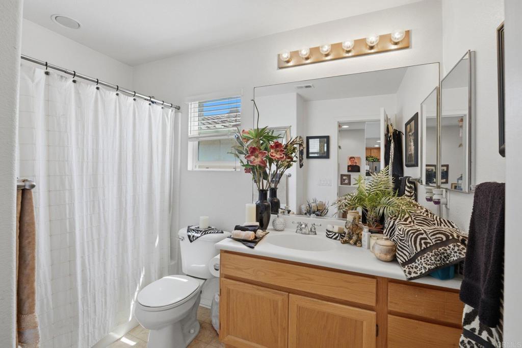 279 Trilogy Street Property Photo 14