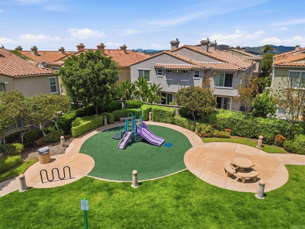 279 Trilogy Street Property Photo 17
