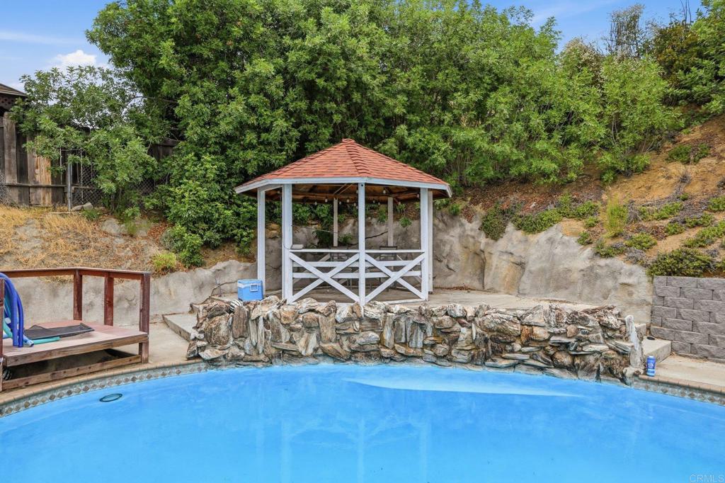 13104 Lakeview Granada Drive Property Photo 32