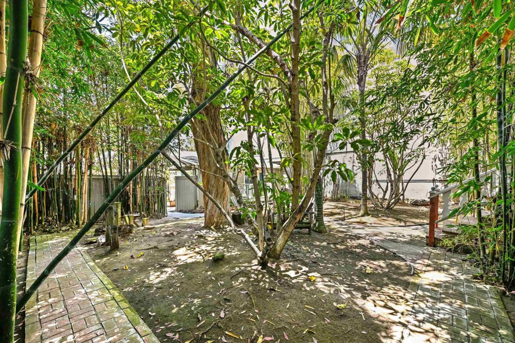 748 N Coast Highway 101 Property Photo 10