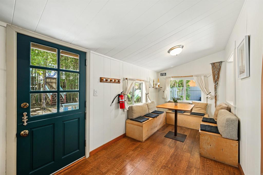 748 N Coast Highway 101 Property Photo 12