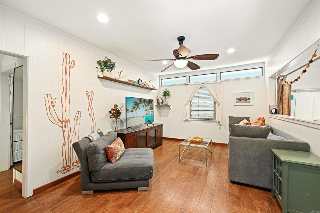 748 N Coast Highway 101 Property Photo 19