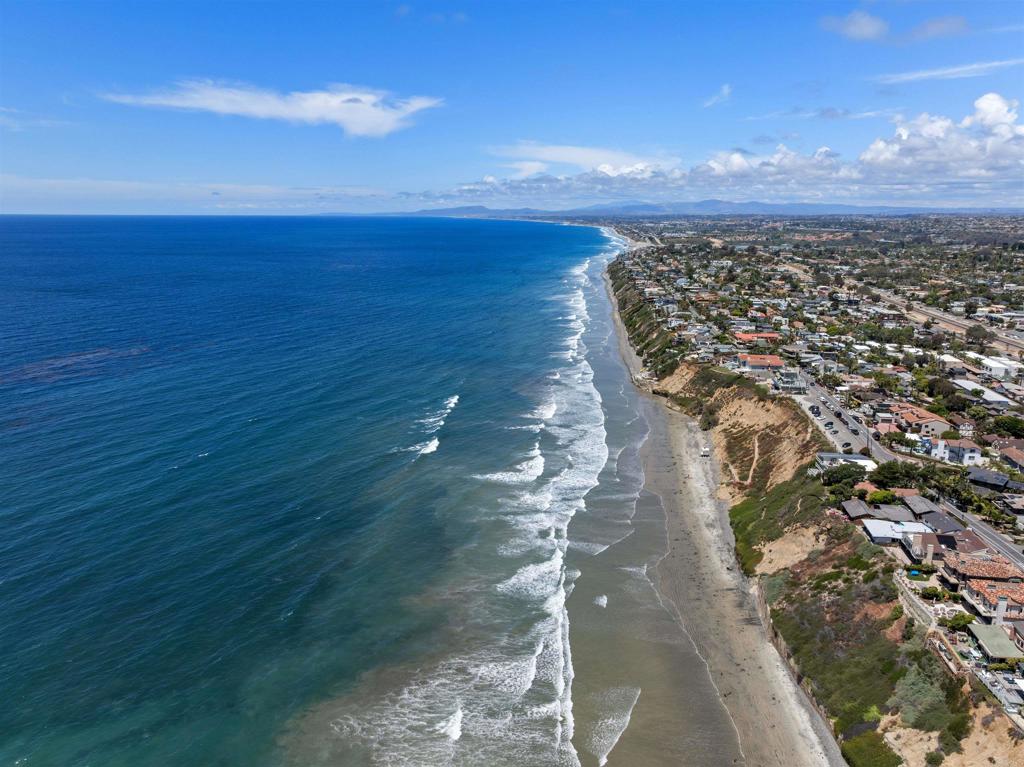 748 N Coast Highway 101 Property Photo 43
