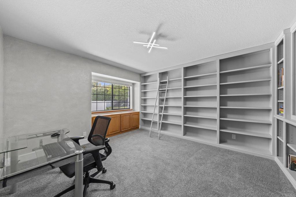 19 Gateview Drive Property Photo 39