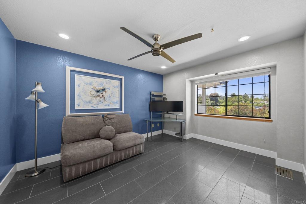 19 Gateview Drive Property Photo 41