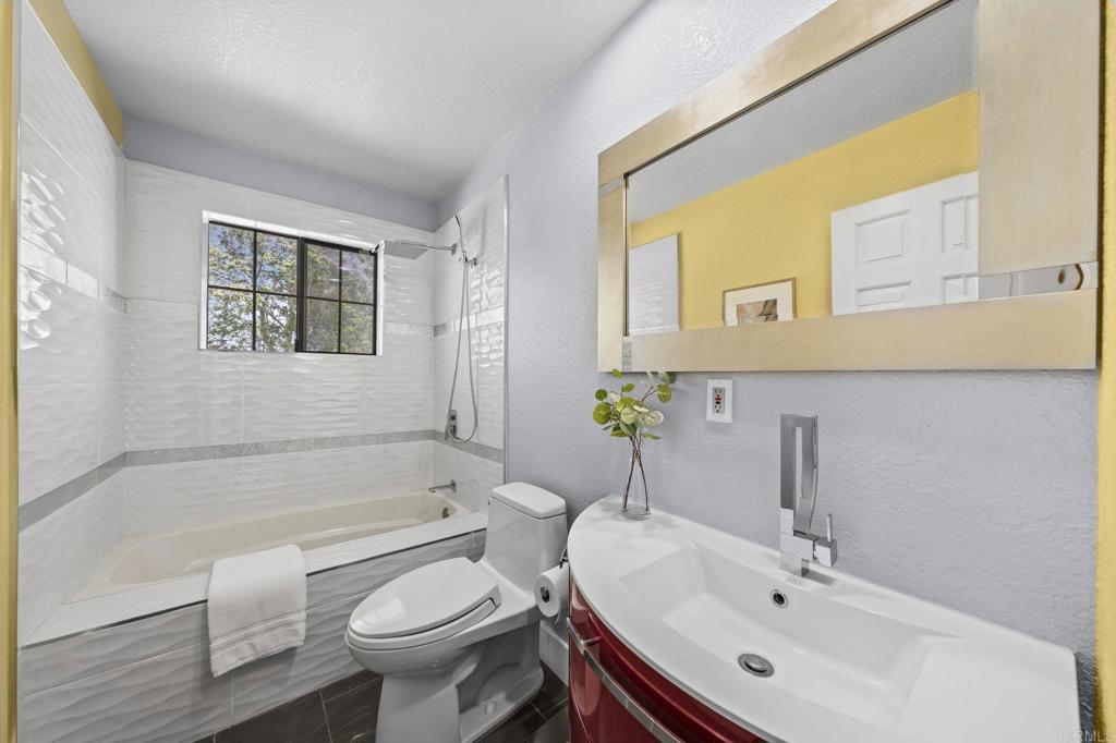 19 Gateview Drive Property Photo 42