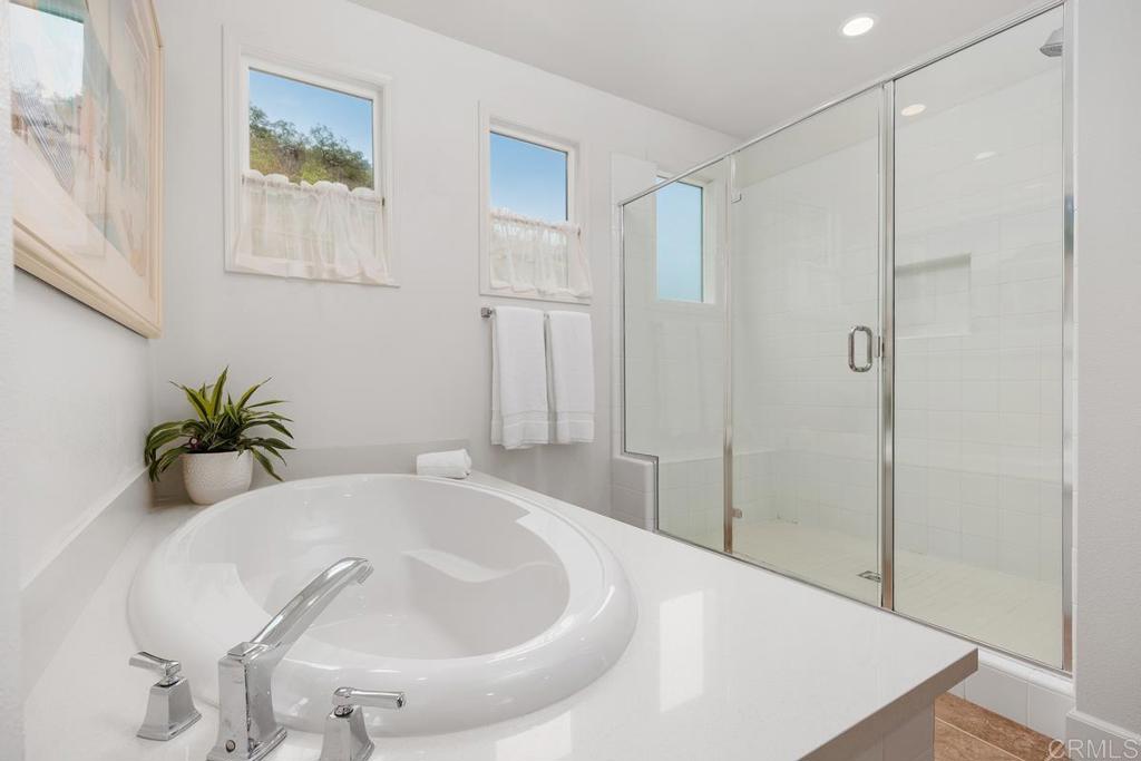 1365 Vista Avenue Property Photo 19