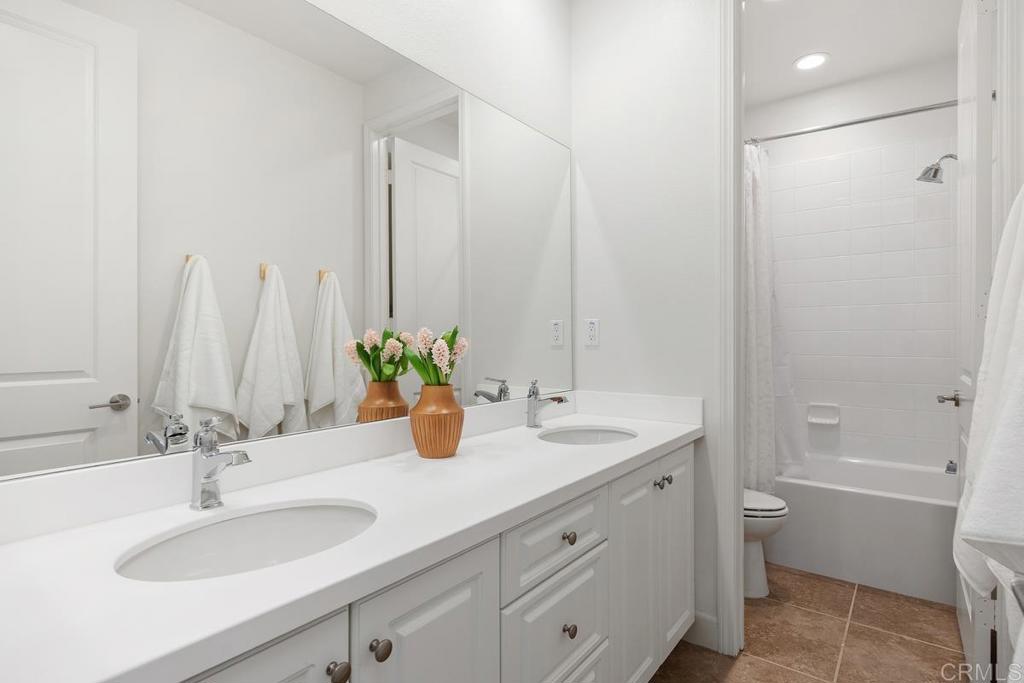 1365 Vista Avenue Property Photo 25