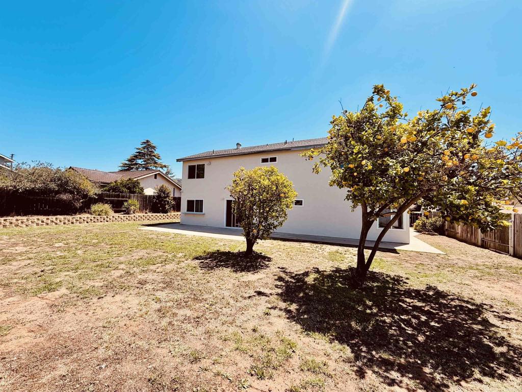 14744 Roberto Rio Road Property Photo 8