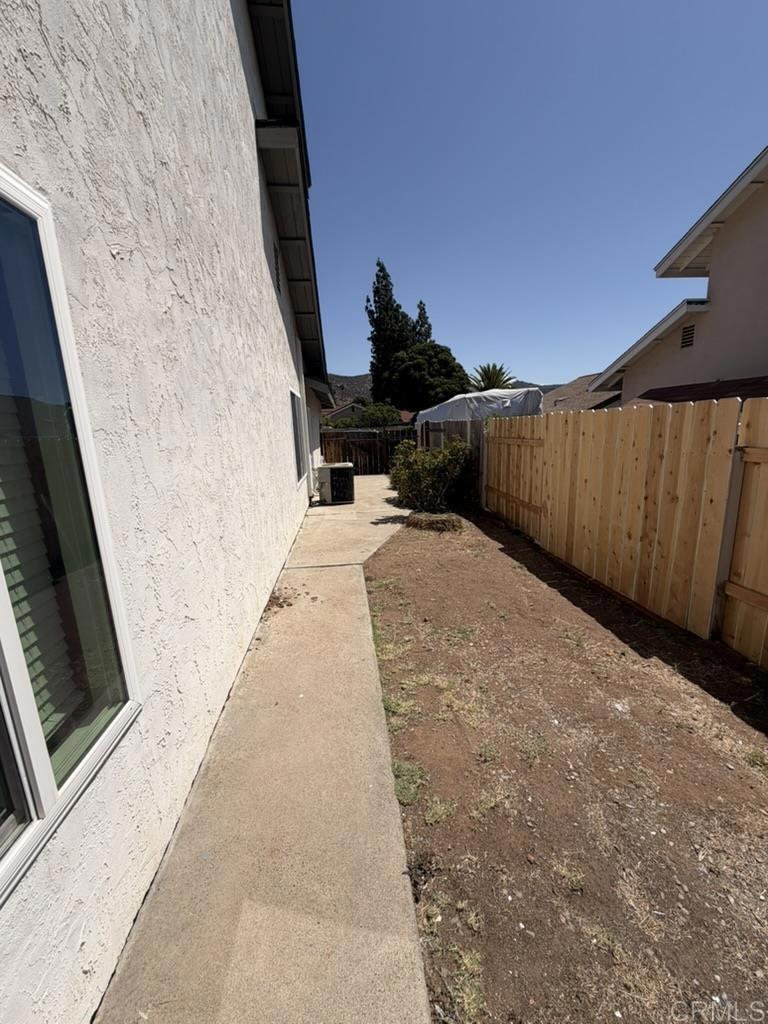 14744 Roberto Rio Road Property Photo 25