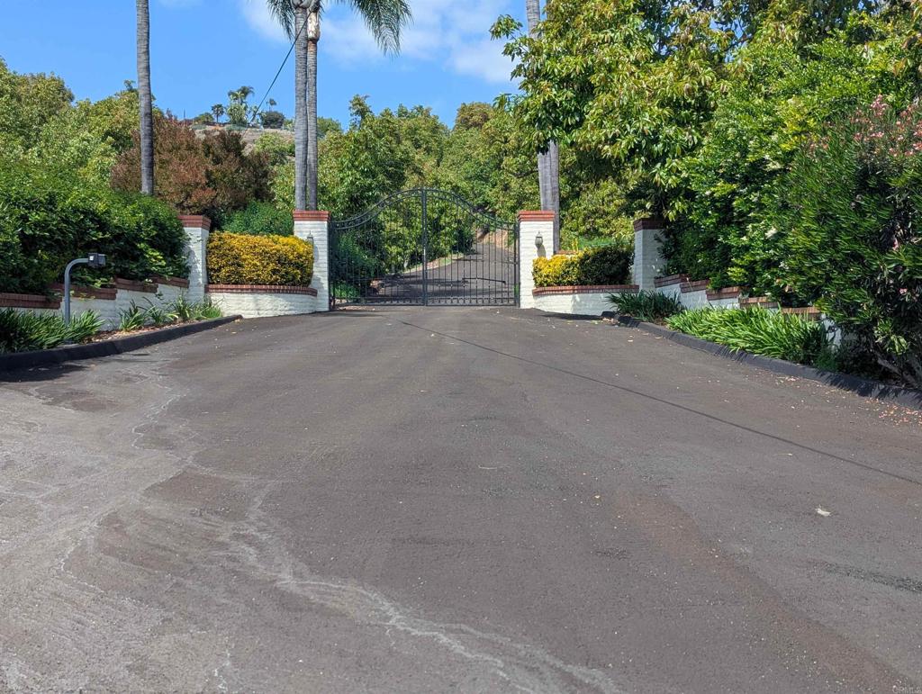 14038 San Pasqual Valley Road Property Photo 2