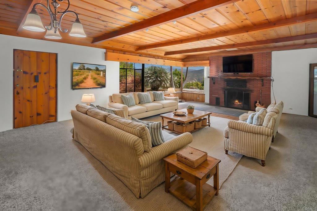 14038 San Pasqual Valley Road Property Photo 7