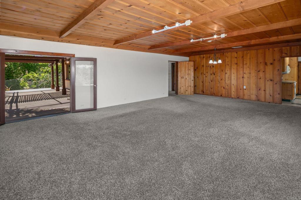 14038 San Pasqual Valley Road Property Photo 9