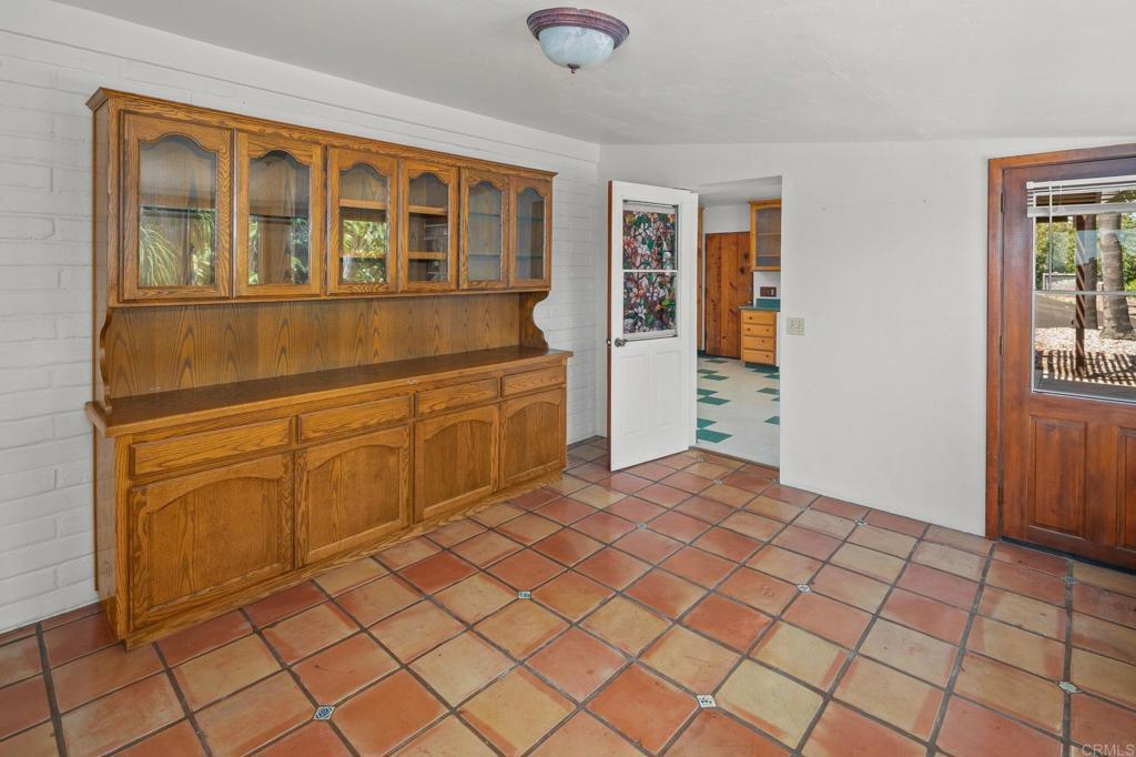 14038 San Pasqual Valley Road Property Photo 14