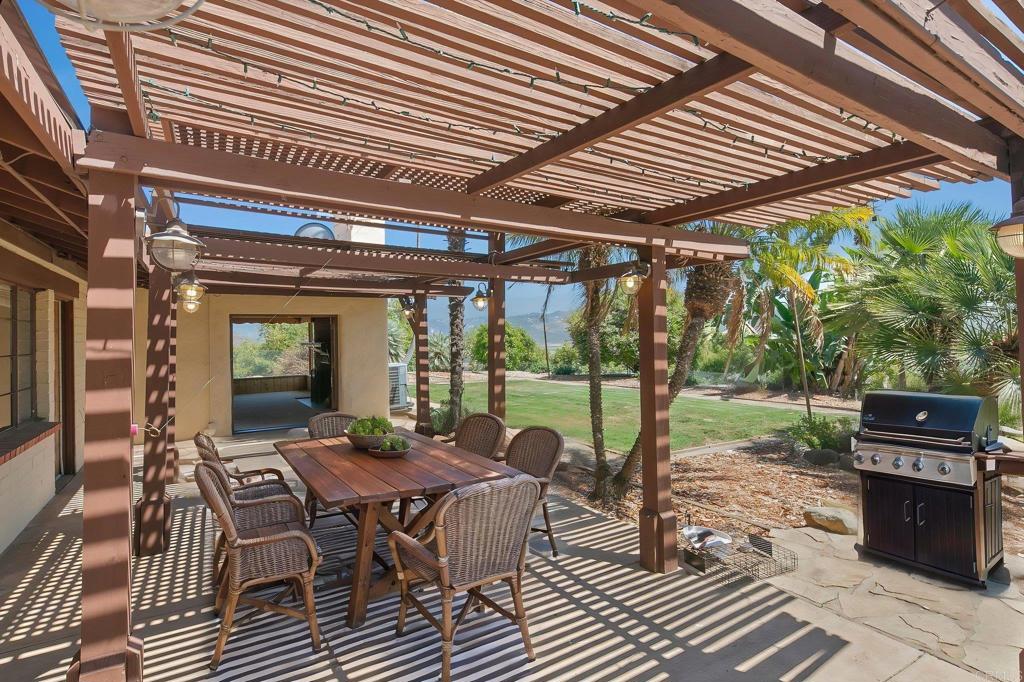 14038 San Pasqual Valley Road Property Photo 26