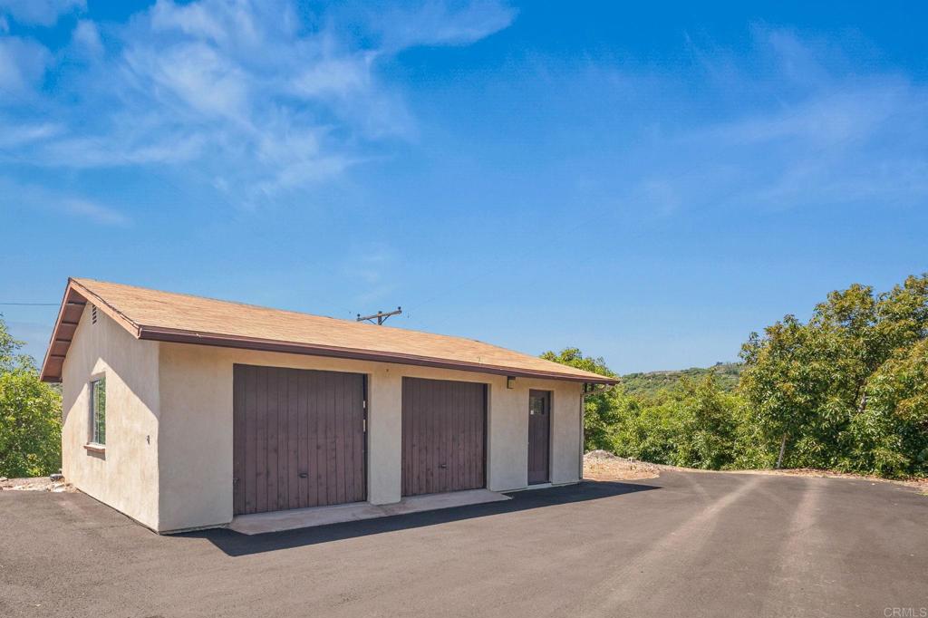 14038 San Pasqual Valley Road Property Photo 30