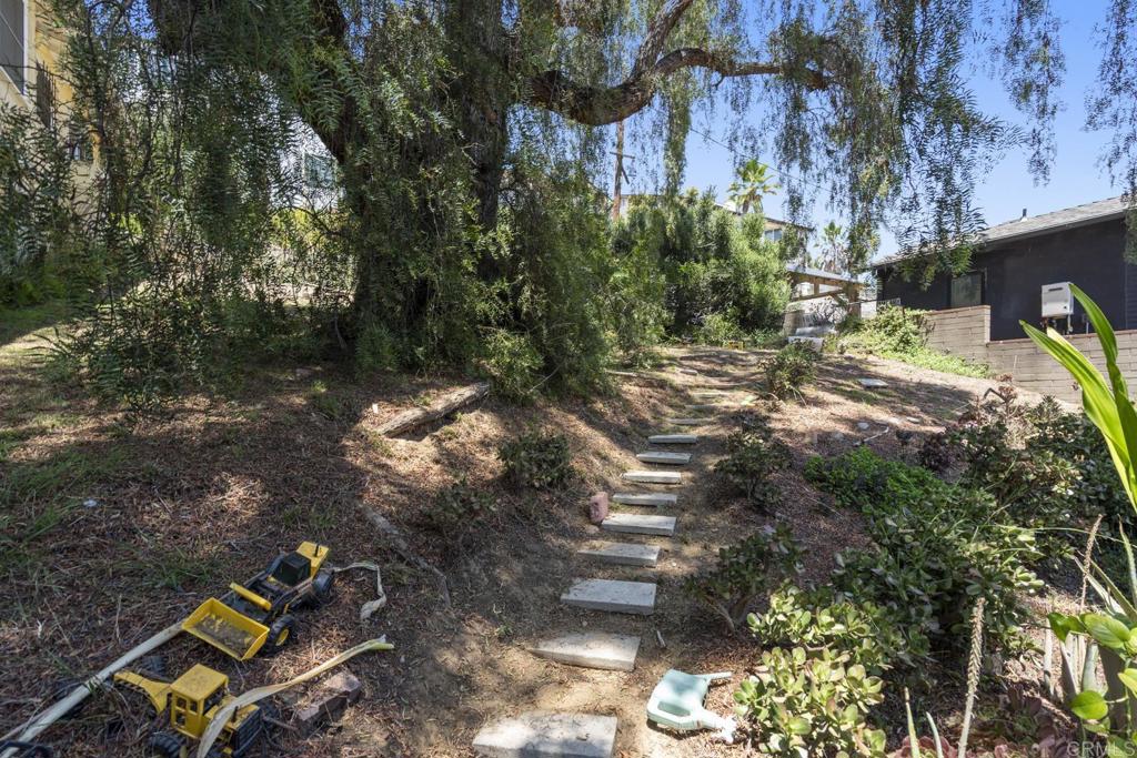 1620 Glenwood Drive 2 Property Photo 5