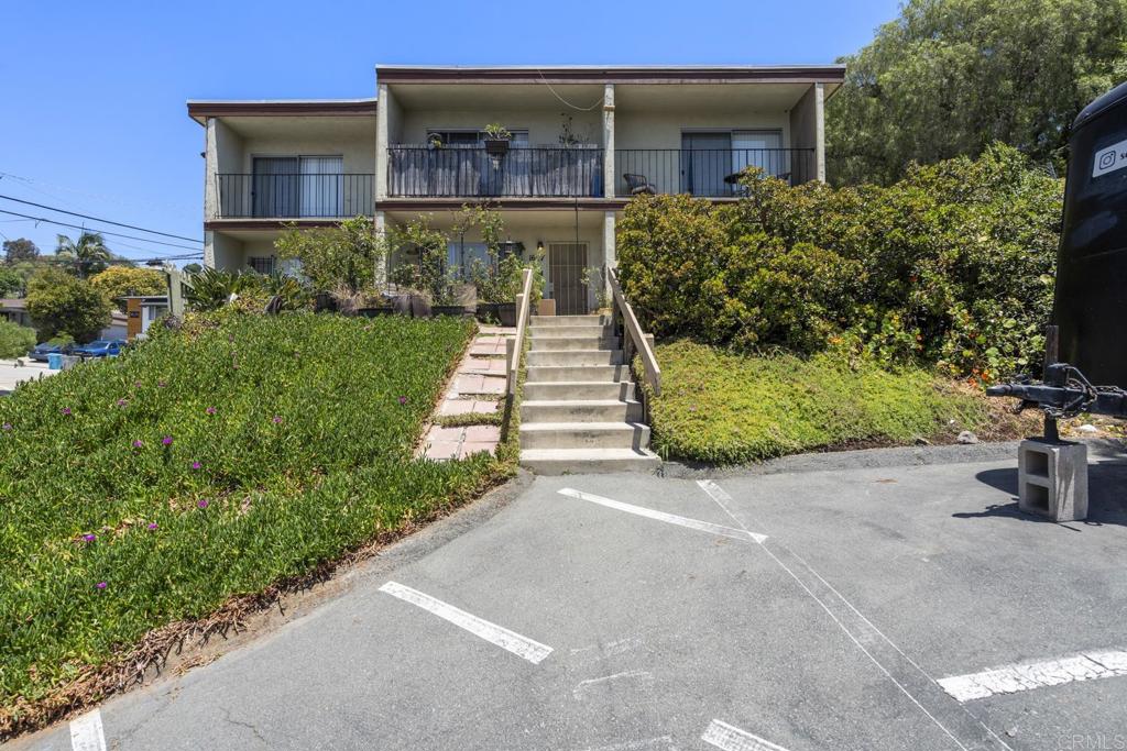 1605 09 Glenwood Drive Property Photo 1