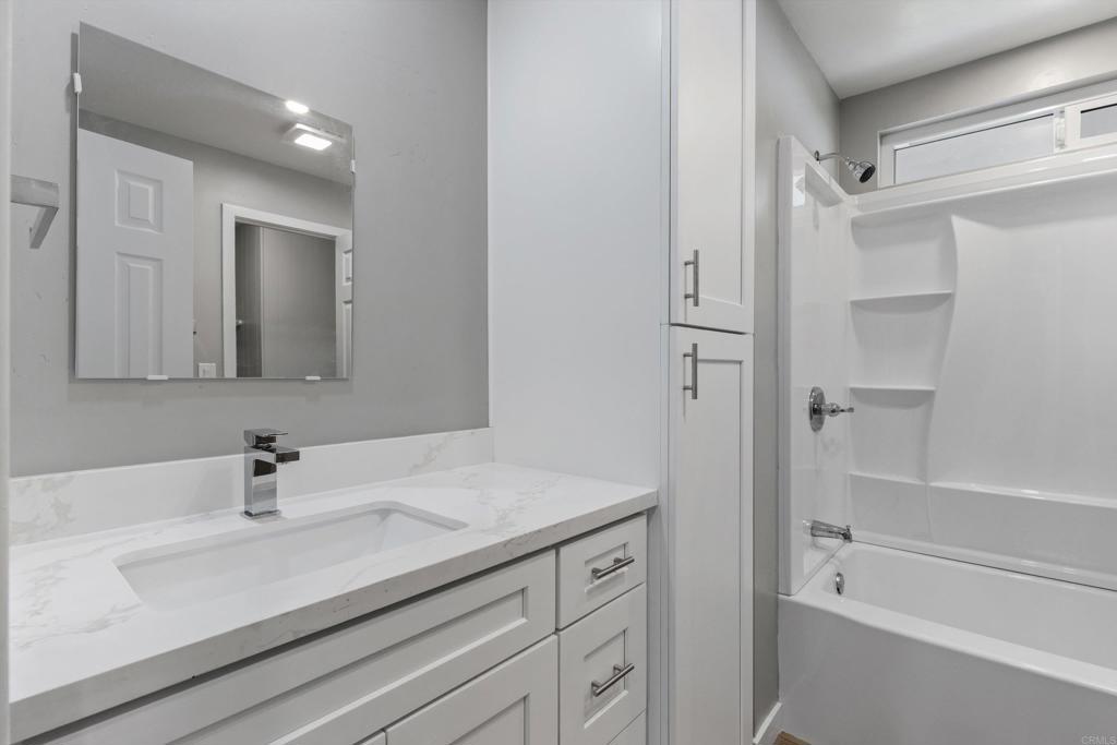 718 Sycamore Avenue 181 Property Photo 7