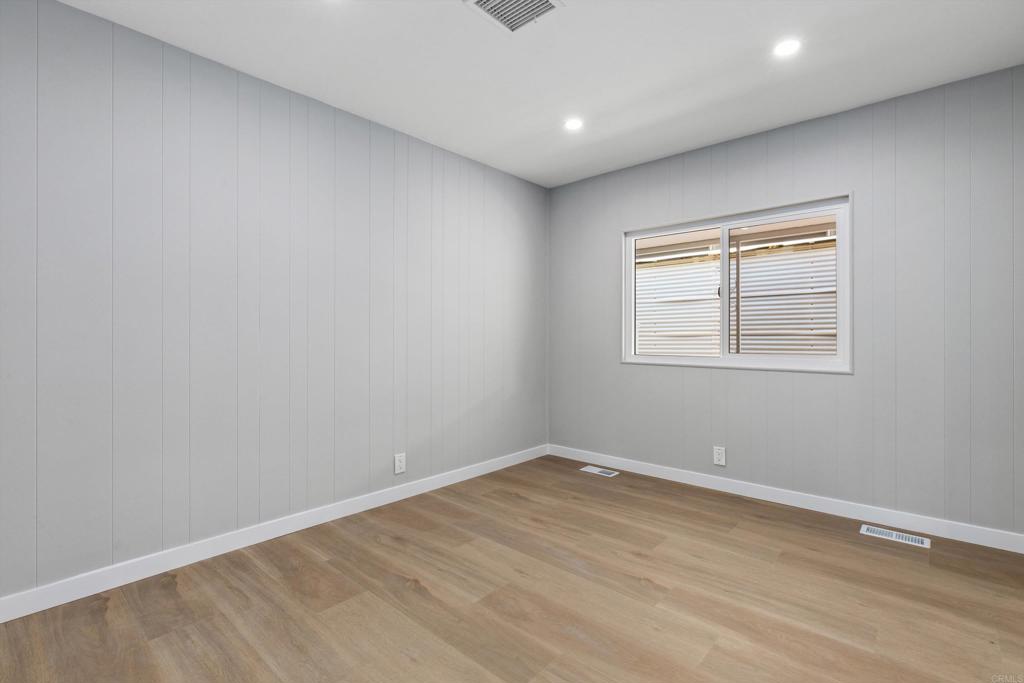 718 Sycamore Avenue 181 Property Photo 19